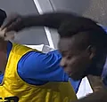 Balotelli compleet door het lint na vroege wissel (🎥)