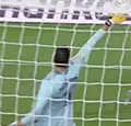 Courtois redt Real Madrid met sublieme reflex (🎥)