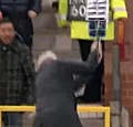 Mourinho gaat compleet door het lint na doelpunt Fellaini (📽️)