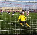 Wat een droomrentree! Van Der Sar stopt meteen een penalty voor Noordwijk