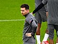 <strong>Messi verbaast ploegmaats op training PSG</strong>