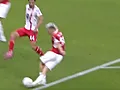 <strong>Saelemaekers doet monden openvallen met rabona-goal 🎥</strong>