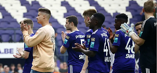 ‘Verdediger blijft tegen alle verwachtingen in bij Anderlecht’