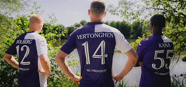 Anderlecht presenteert nieuwe thuistenues (📷)