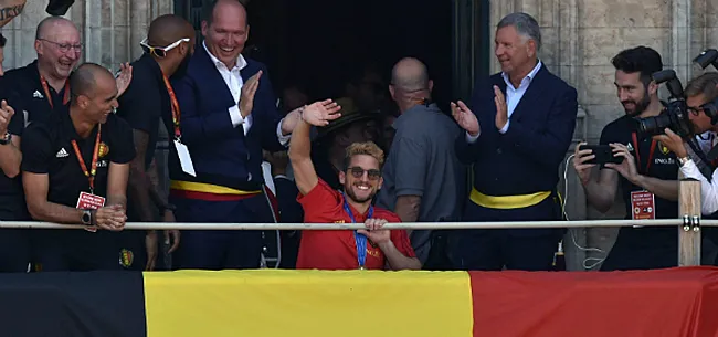 Video: 'Mini Mertens' zorgt voor hét moment van de huldiging 