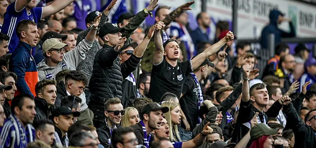 Geduld is op: stewards moeten fans Anderlecht in bedwang houden