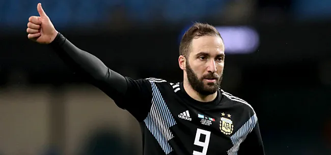 Higuain spuwt gal naar voetbalwereld: 