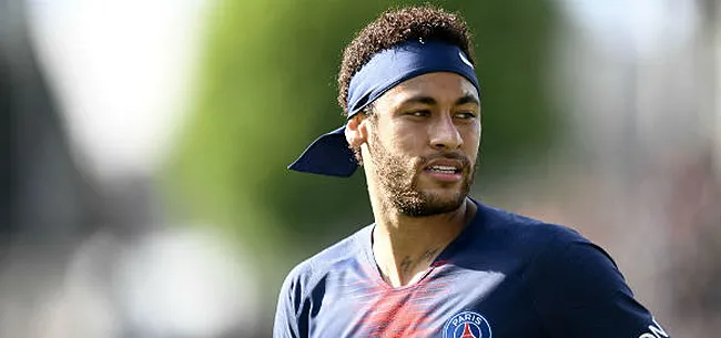 'Megatransfer lonkt: PSG duidt opvolger Neymar al aan'