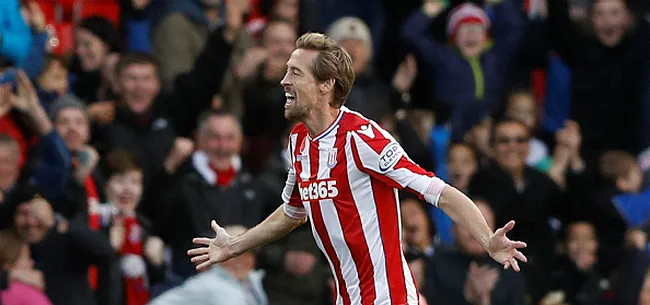 'Na Carroll richt Chelsea zijn pijlen op... Peter Crouch'