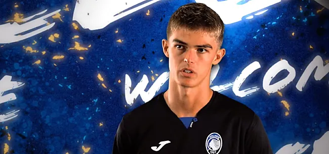 De Ketelaere doet transferonthulling bij Atalanta-presentatie