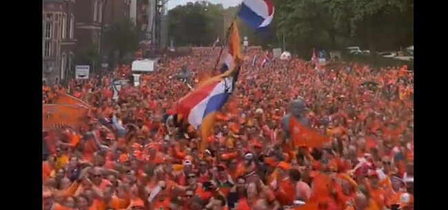 Spectaculaire beelden: Oranje-legioen overspoelt Hamburg