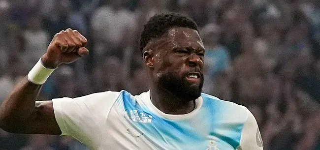 Mbemba verklaart hoe hij toptransfer naar AC Milan misliep