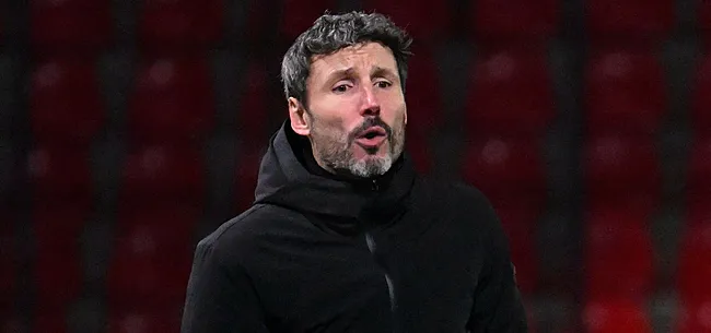 Van Bommel moet zich bedwingen: ‘chaos’ bij Antwerp FC