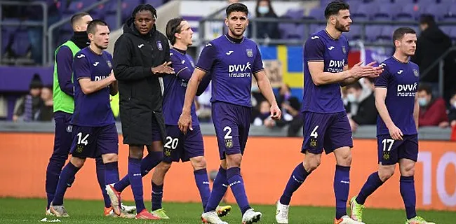 'Anderlecht stalt dure flop bij Feyenoord'