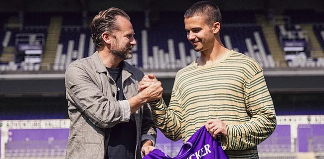 Alarm bij Anderlecht: Fredberg slaat bal volledig mis