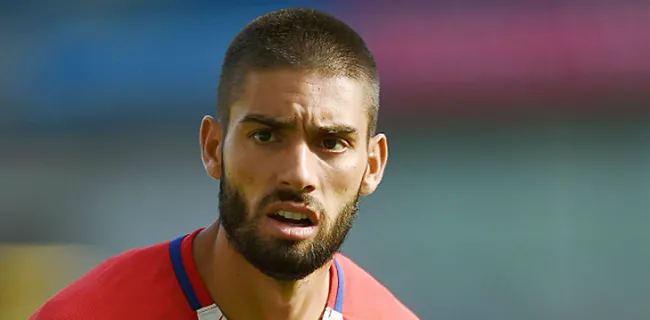 Blamage! Spits Carrasco krijgt pak slaag bij debuut