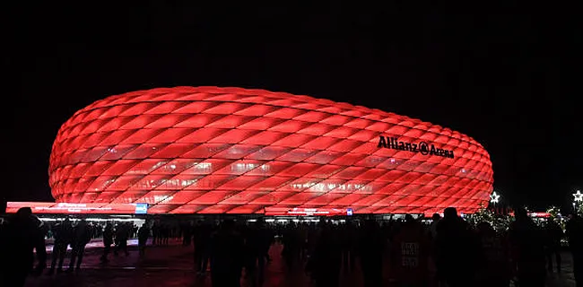 FOTO's: Bayern München geeft Allianz Arena prachtige makeover