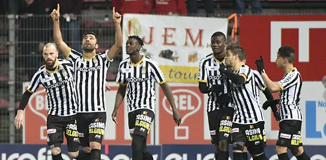 'Charleroi slaat opnieuw toe en legt drie spelers vast'