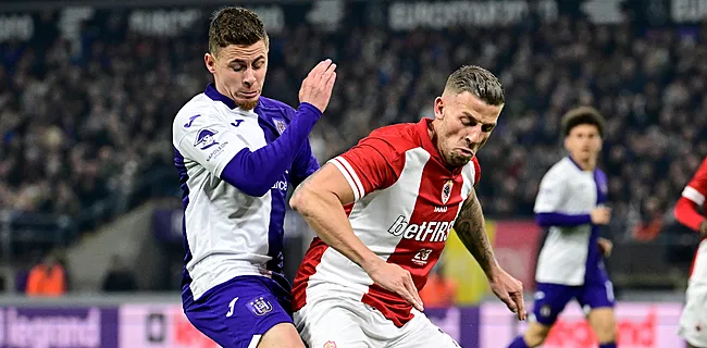 Alderweireld zeer scherp voor de VAR: 