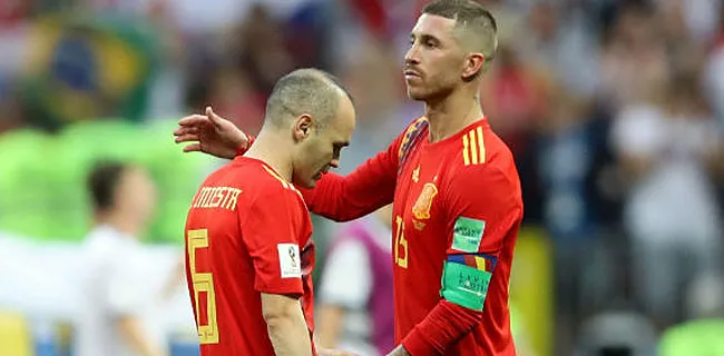 Iniesta kondigt na uitschakeling afscheid bij Spanje aan