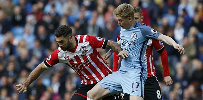 Video: De Bruyne toont klasse met schitterende vrije trap tegen FC Barcelona