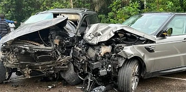 Onana (Ajax) betrokken bij ernstig auto-ongeluk