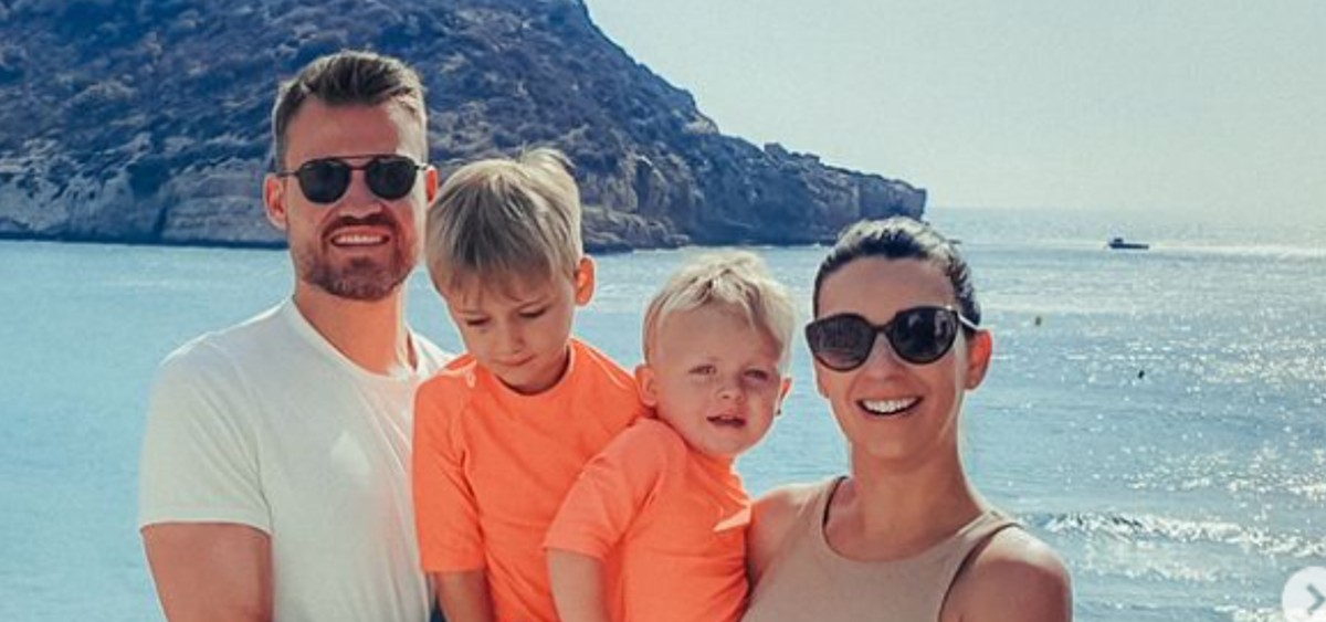 Simon Mignolet receives a torrent of backlash after stunning Instagram post – sneak