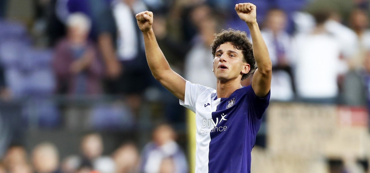 NEERPEDE, BELGIUM - AUGUST 04 : Theo Leoni during the photoshoot of Rsc  Anderlecht Futures on